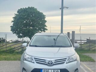 Toyota Avensis Sol Package 2.0 D-4D 91kW