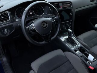 Volkswagen Golf 1.5 110кВ
