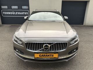 Volvo V90 Inscription Luxury Facelift MY22 2.0 B4 KERS MILD Kerghübriid 145kW