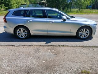 Volvo V60 Momentum Advanced Edition 2.0 140kW