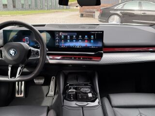 BMW i5 xDrive40 M-Sportpakett Pro 290kW