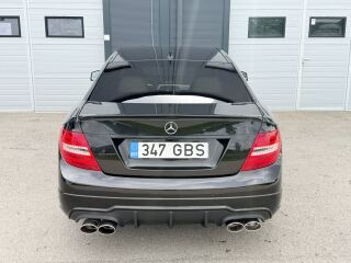 Mercedes-Benz C 220 AMG 2.1 R4 125kW