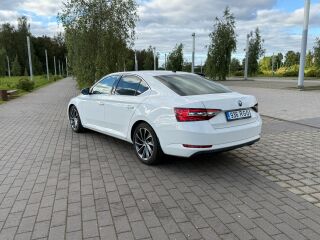 Skoda Superb Laurin & Klement 2.0 140кВ