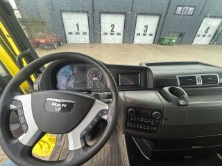MAN TGX 33.680 6X4 BL V8 500kW