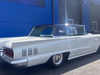 Ford Thunderbird V8 Coupe 7.1 V8