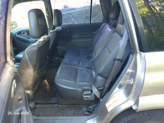 Suzuki Grand Vitara XL-7 2.7 V6 127kW