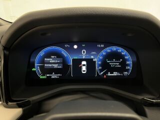 Toyota Camry Executive 137kW