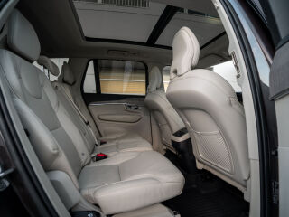 Volvo XC90 B5 Plus Dark AWD 2.0 173kW