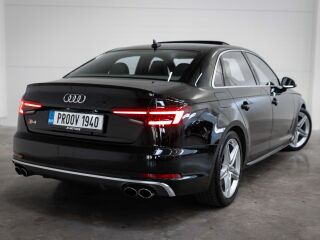 Audi S4 3.0 V6 Turbo 260kW