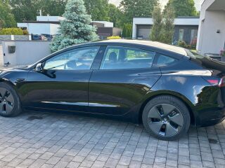 Tesla Model 3 208кВ