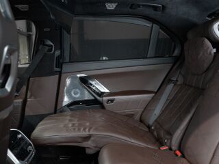 BMW i7 xDrive60 400kW