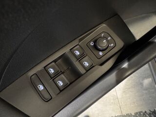 Volkswagen T-Cross Life Anniversary Model 1.5 110kW