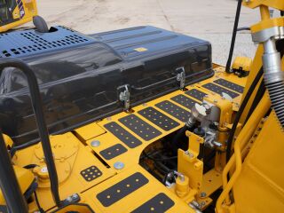 Komatsu PC240LC-11E0 SLF 6.7 R6 141kW