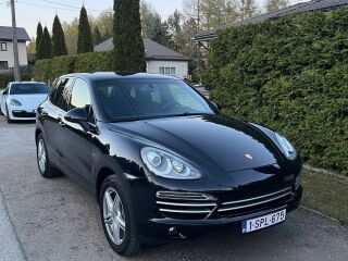 Porsche Cayenne PLATINUM EDITION 180кВ