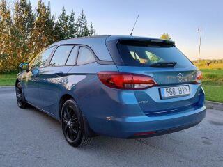 Opel Astra Sport Tourer 1.6 81kW