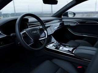 Audi A8 60 e-tron Quattro 3.0 V6 250 kW/60 kW TFSI OVC-HEV 250kW