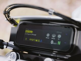 Husqvarna 701 Enduro 1 silinder 4 takti 58kW