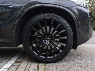 BMW X4 Facelift xDrive30d M Sportpakett 3.0 210kW