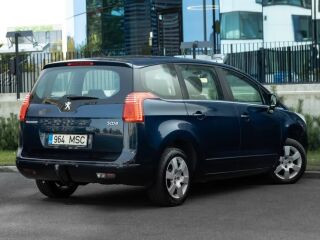 Peugeot 5008 1.6 80кВ