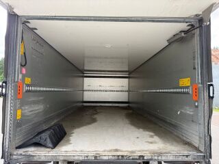 Volvo FL 250 4X2 LIFTING BOX 184kW