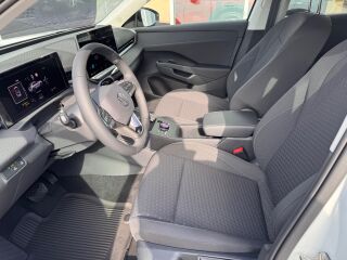 Volkswagen T-Roc Life 1.5 eTSI 85кВ