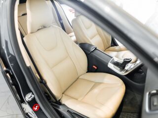 Volvo V60 Facelift Momentum 2.0 133kW