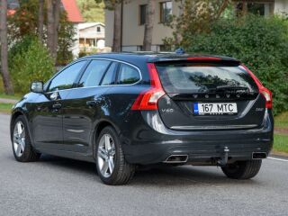 Volvo V60 SUMMUM AWD TWIN ENGINE PLUG IN HYBRID FACELIFT 2.4 162kW