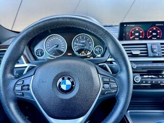 BMW 330 Sport Line xDrive 2.0 R4 185kW