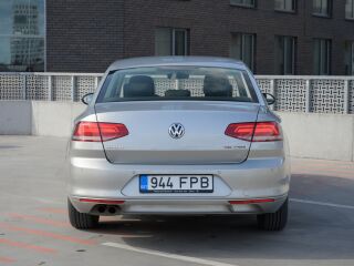 Volkswagen Passat B8 1.8 R4 TSI 132kW