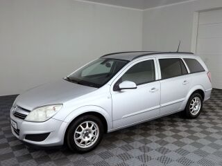 Opel Astra Elegnace Facelift 1.7 CDTi 81kW