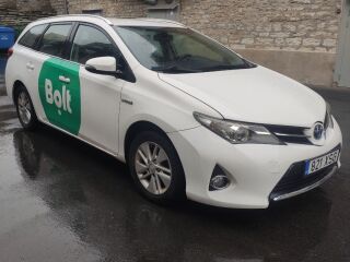 Toyota Auris 1.8 73kW