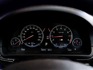BMW M5 4.4 412kW