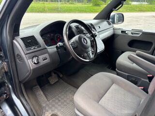 Volkswagen Multivan 2.5 128kW