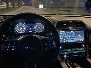 Jaguar F-Pace 2.0 132kW