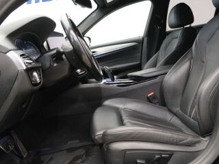 BMW 520 d xDrive M Sportpakett LCI 2.0 140kW