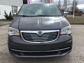 Lancia Voyager LUXURY STOW N GO SWISS GOLD S LINE EDITION 131kW
