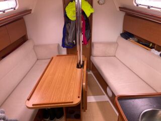 Hanse 325 Volvo D1-30
