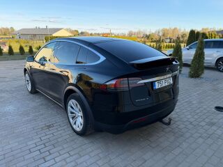 Tesla Model X 75D AWD 158kW
