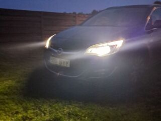 Opel Astra 2.0 121kW