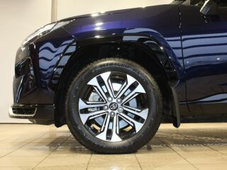 Toyota RAV4 Plug-in Hybrid Premium AWD 2.5 136кВ