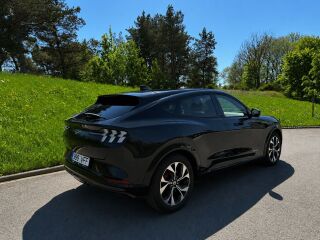 Ford Mustang Mach-E Premium AWD 198kW