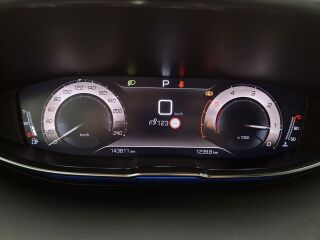 Peugeot 5008 GT BlueHDi 1.5 96кВ