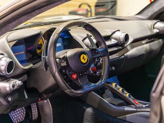 Ferrari 812 Superfast 6.5 V12 588kW
