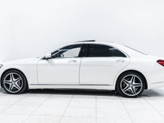 Mercedes-Benz S 500 Premium Designo Long 4-Matic 4.7 335kW