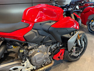Ducati Streetfighter V2 L2 88kW