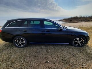 Mercedes-Benz E 200 R1ES 2.0 110kW