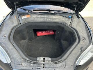 Tesla Model S 52kW