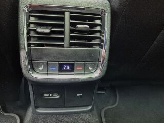 Skoda Octavia COMBY STYLE 2.0 TDI 110кВ