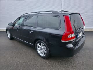 Volvo V70 Summum Luxury Black Sapphire 5cyl 2.4 D5 158kW
