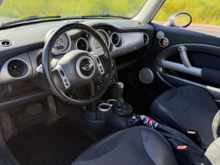 MINI Cooper 1.6 85кВ